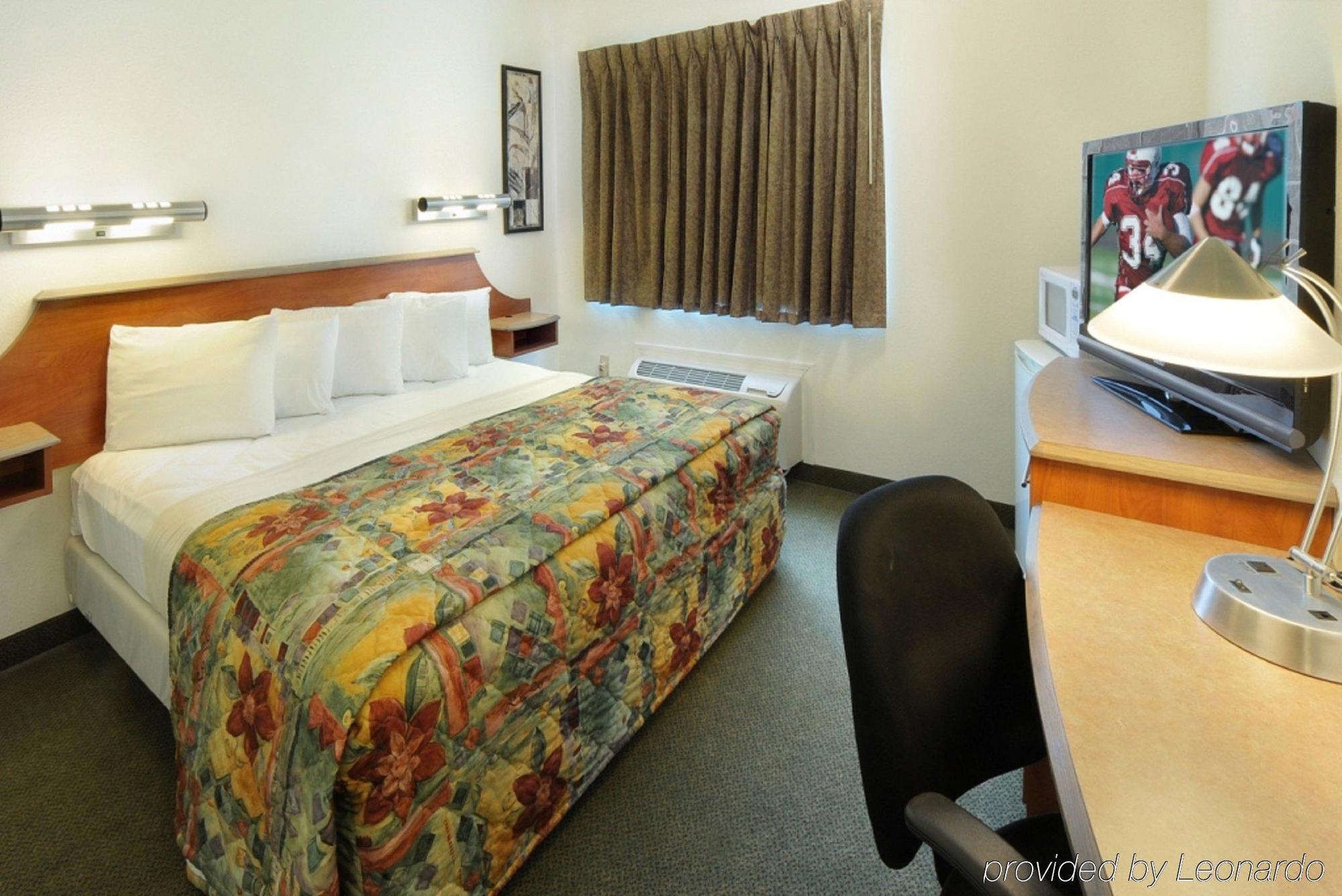 Quality Inn Queensbury Pokoj fotografie