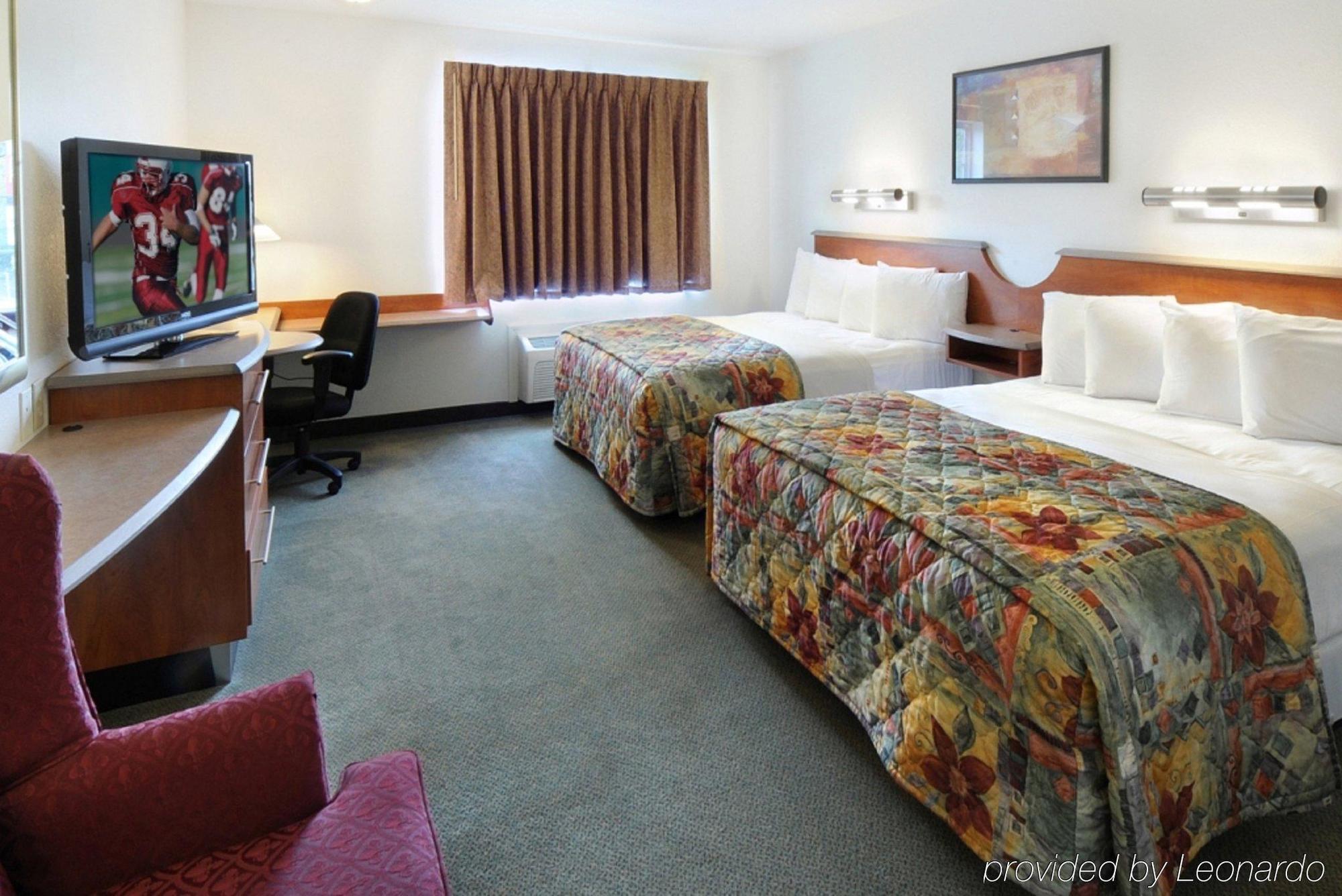 Quality Inn Queensbury Pokoj fotografie